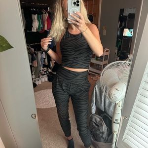 Old Navy Tiger Print Powersoft Workout Set